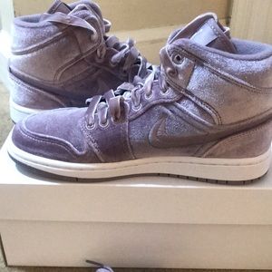 🌸NEW🌸 Nike Air Jordan Sold Out Everywhere Size 6